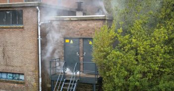 Brand gesticht in transformatorhuisje Alblasserdam