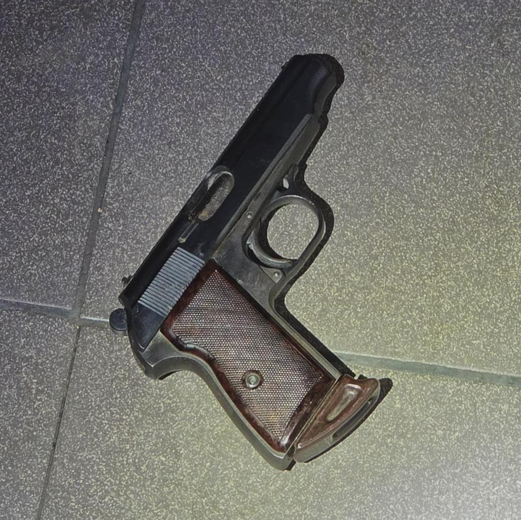 Politie houdt twee mannen aan na vuurwapenmelding in eetcafé Dordrecht