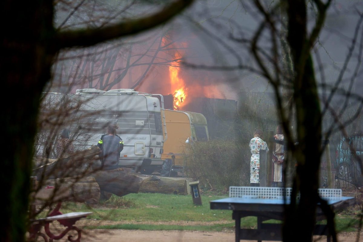 Zeer grote brand op camping Lievelinge in Vuren