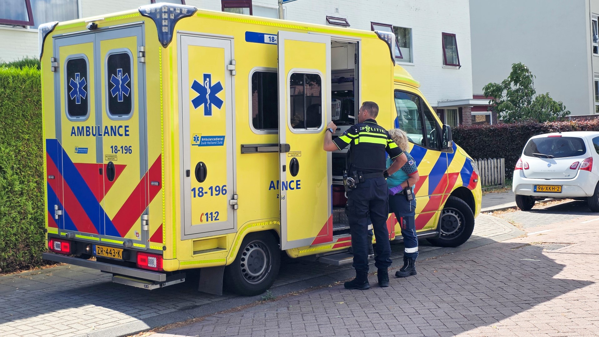 Hulpdiensten in actie voor ‘gevallen man’ in Alblasserdam; ondernemers boos om wildplassen